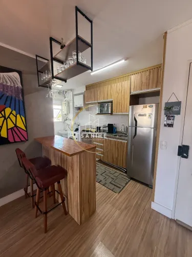 Apartamento mobiliado na Dom Jaime com dois dormitórios sendo uma suíte
