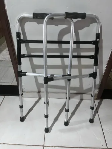 Andador Adulto