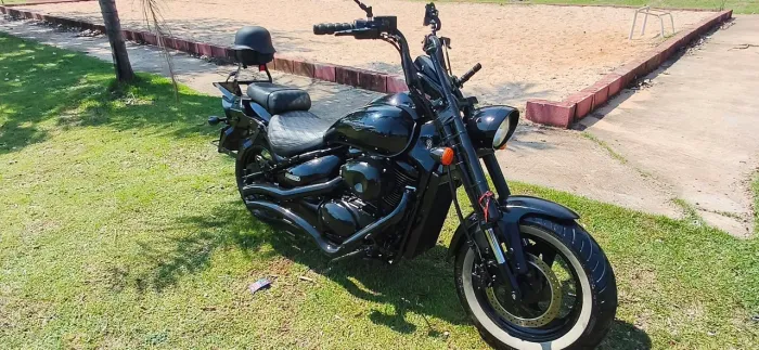 Suzuki Boulevard M800 (2009) - Custom All Black - Impecável
