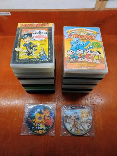 Lote 71 DVDs CDs Desenhos Animados, Filmes, Louvor Gospel