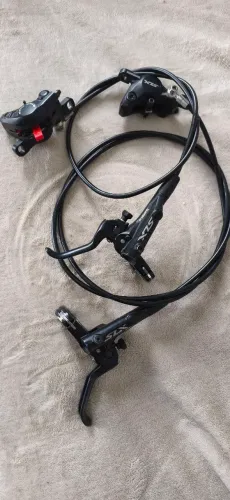 Freio Shimano SLX 4 pistões
