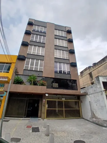 Excelentes Salas Comerciais em Bonsucesso. Área de 28 a 39 M², Garagem, Elevador e Portari