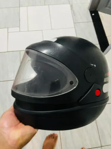 Capacete