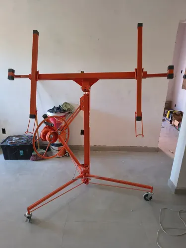Elevador desmontável para placas de drywall e gesso