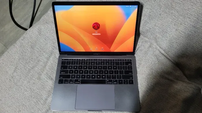 macbook pro 2017 15