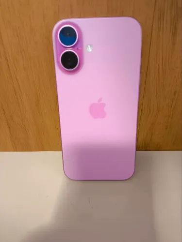 Vendo iphone 16 rosa / todo ORIGINAL!