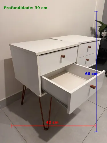 Mesa de Cabeceira 