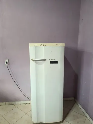 Vendo geladeira