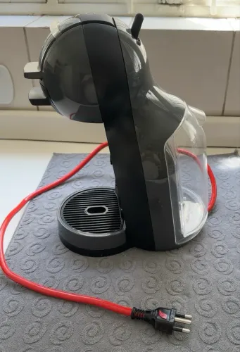 Cafeteira Nescafé Dolce Gusto Mini Me Preta 220V - Pouquíssimo Uso