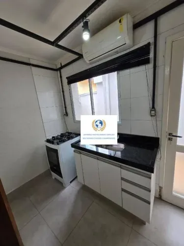 Kitnet com 2 dormitórios para alugar, 30 m² por R$ 2.700,00/mês - Cidade Universitária - C