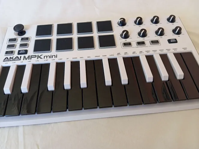 Akai MPK Mini MK2