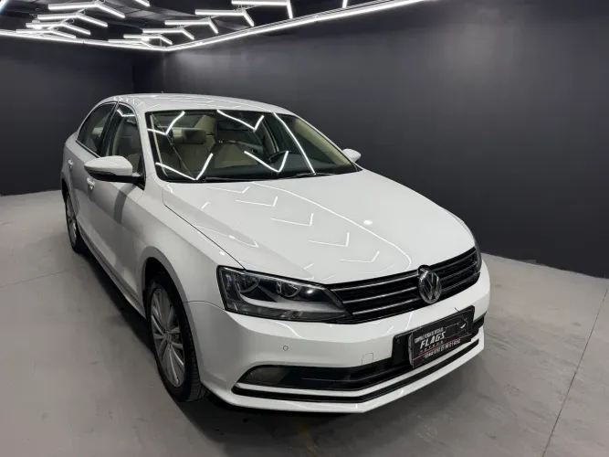 Volkswagen Jetta Comfortline 1.4 TSI 16V 4P Aut. 2016