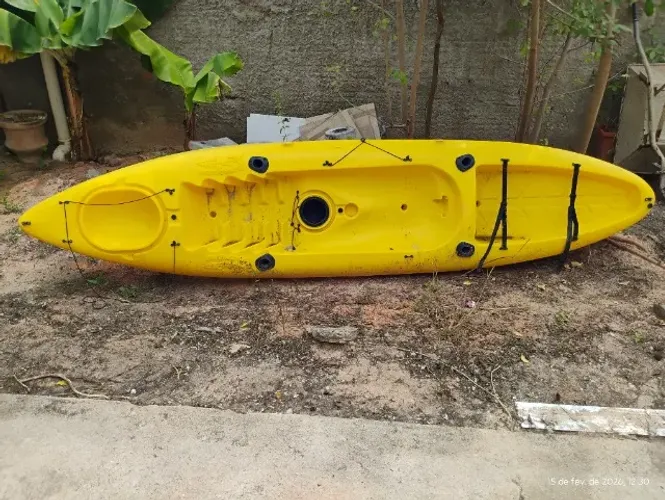 Caiaque barracuda semi novo