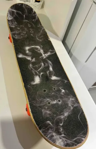 Skate Profissional Drop Dead (novo)