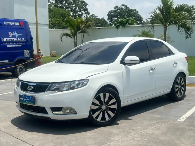Kia Motors Cerato 1.6 16V Aut. 2013