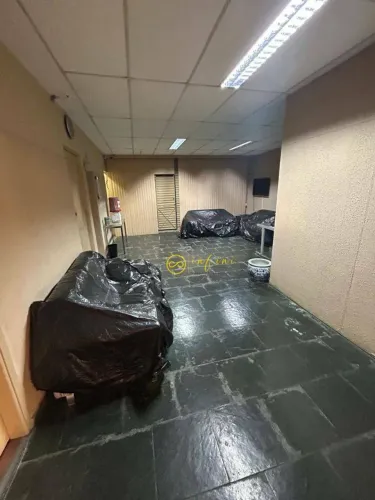 Galpão para alugar, 275 m² por R$ 8.301,11/mês - Vila Assis - Sorocaba/SP