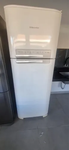 Geladeira Electrolux DF50 Frost Free 430L - Excelente Estado