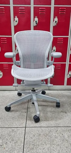 Cadeiras Herman Miller New Aeron Minera completas (preço unitário) grande quantidade disp.