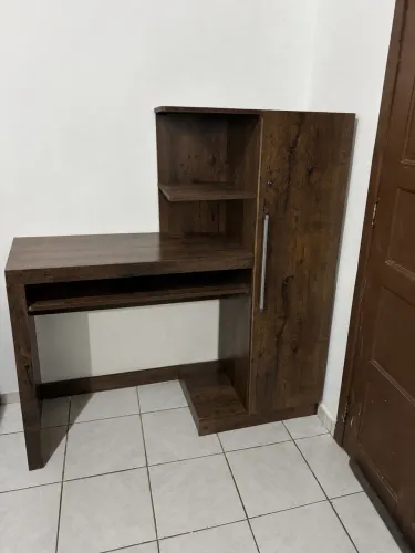 Vendo Escrivaninha