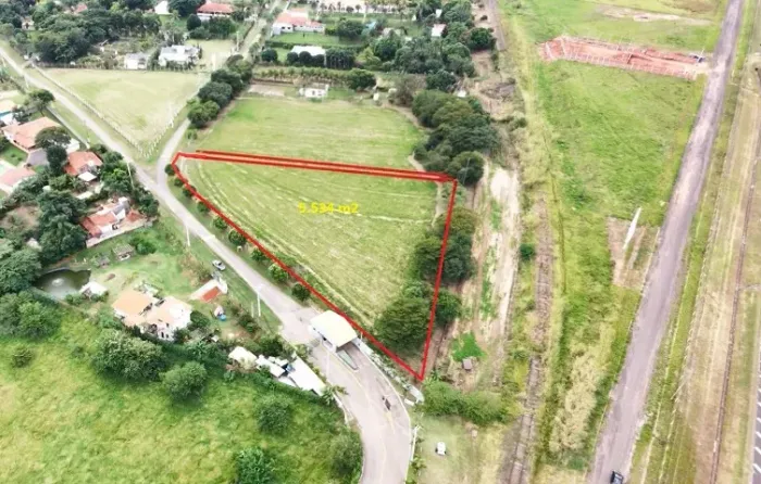 Terreno de 5.534 m2 - Condomínio Eco Paraíso - Marília/Vera Cruz-SP