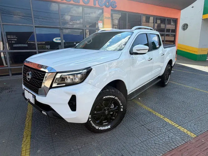 Nissan Frontier XE CD 4X4 2.3 Bi-TB Diesel Aut. 2024