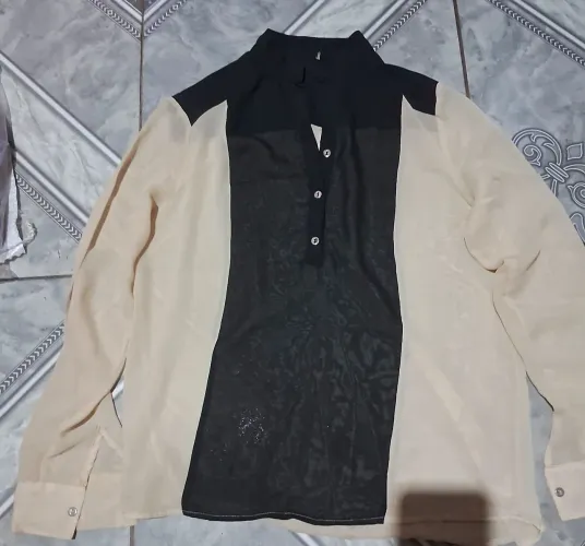 ? LOTE DE ROUPAS À VENDA!