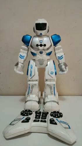 Vendo Robô de controle remoto