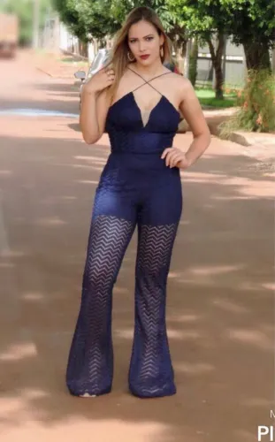 Lote de roupas feminina. Peças novas e semi novas 