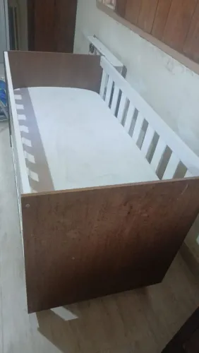 Berço infantil com colchão - Excelente estado - Pouco Usado 