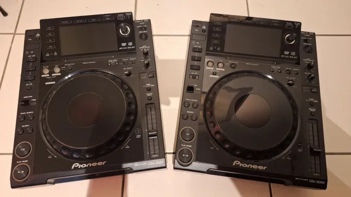CDJ 2000 primeira geração