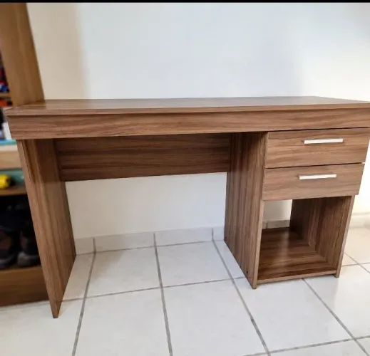 Mesa office NOGAL