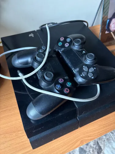 PlayStation 4 fat 500 gb