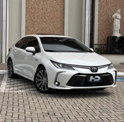 Toyota Corolla Altis Prem. Hybrid 1.8 Flex AUT 2023