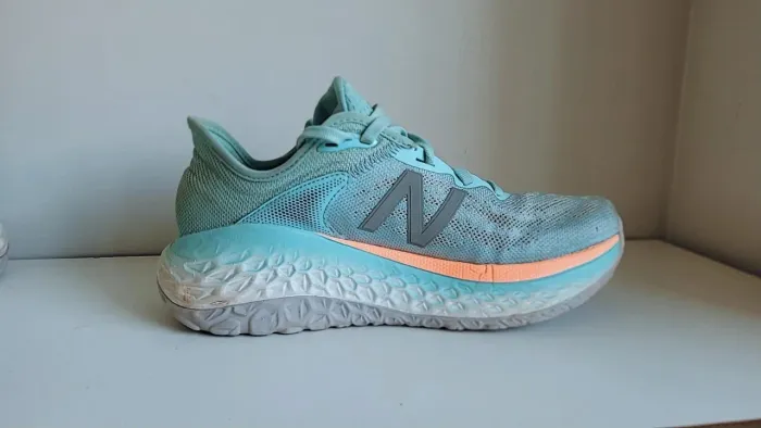 Tenis New Balance Fresh Foam More V2