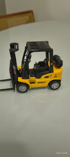 Mimi empilhadeira de metal 1/32 colecionável 