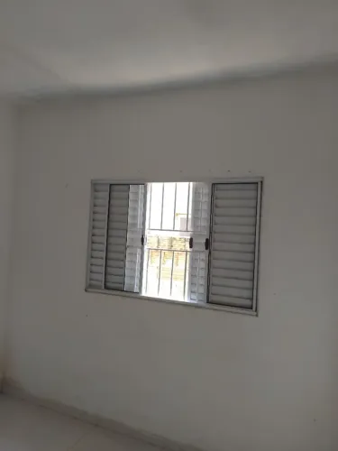 Casa quitada nova c laje com área para garagem e ampliação. *