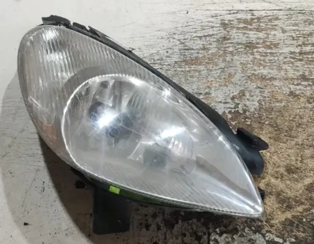 Farol Direito Xsara Picasso 2000 - 2005 Direito