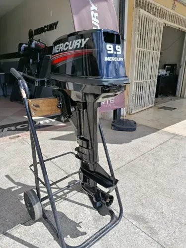 Motor de popa Mercury 9.9 hp Pronta entrega