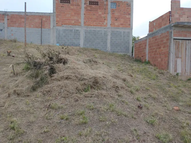 Vendo Ou troco Terreno .