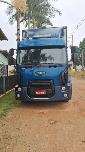 Truck - Ford Cargo 2429 2013