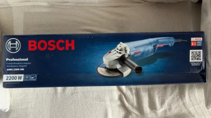 Esmerilhadeira Angular Bosch GWS 2200-180 Professional 2200W (Na Caixa)