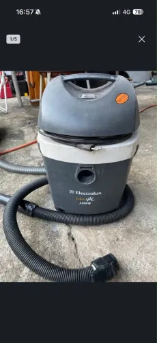 Aspirador de pó e agua Electrolux hidro WAC 1300w