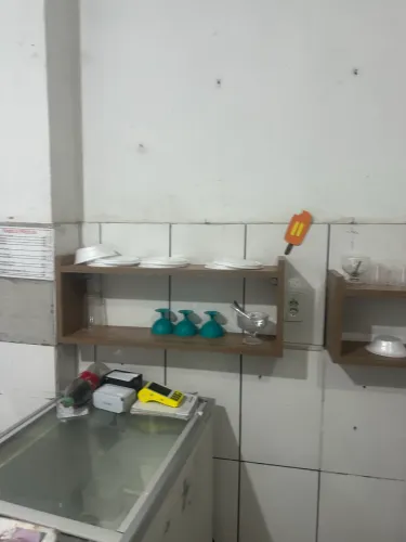 Ponto Comercial à Venda em Avenida Movimentada - 10 Anos de Funcionamento