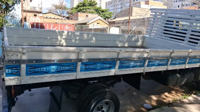 Carroceria pra iveco Daily e 3/4