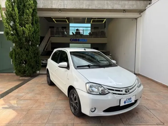 Toyota Etios XS 1.5 Flex 16V 5P Aut. 2017