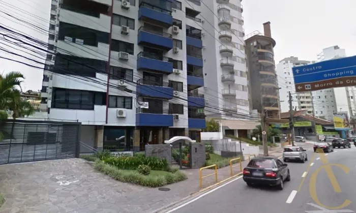 Apartamento para alugar - 03 quartos sendo 01 suíte - Agronômica | Florianópolis/SC.