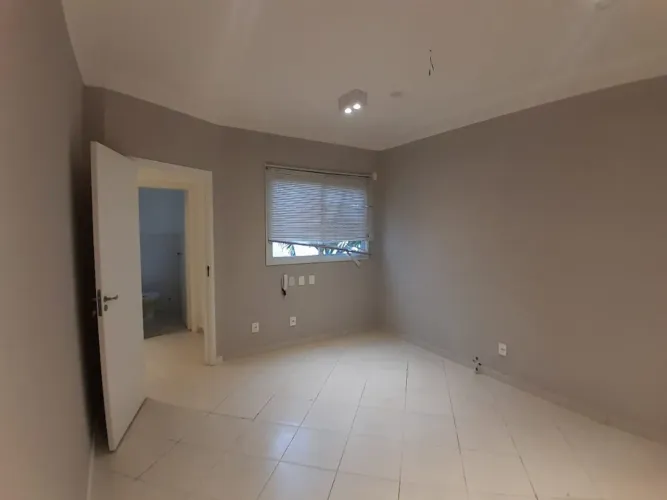 Sala comercial para locação, no Centro em Limeira/SP.