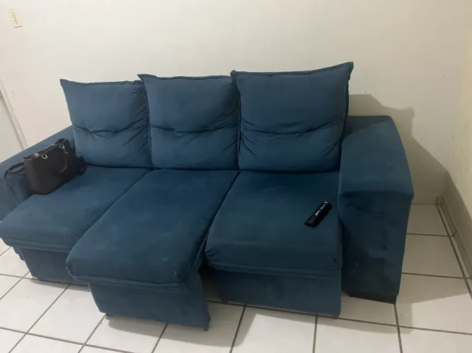 Vendo sofá - muito conservado 