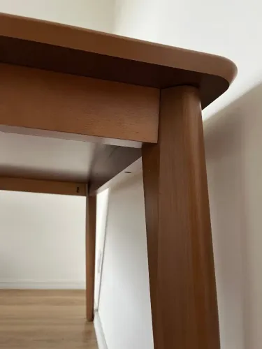 Mesa de jantar retangular