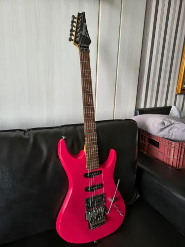 VENDO GUITARRA IBANEZ 540R (Radius) 1988 - RARA